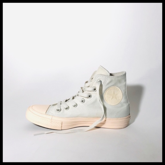 👉🏻SOLD!!!👈🏻 Super Slick Chuck Taylors! - Picture 2 of 8